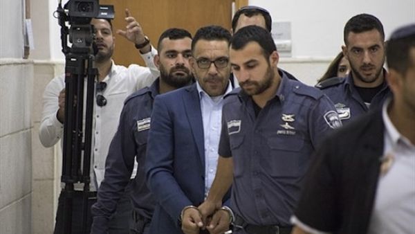 سلطات الاحتلال الاسرائيلية تمدد توقيف محافظ القدس الفلسطيني