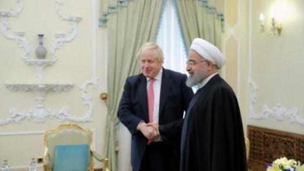 جونسون يختتم زيارته "المجدية" لايران بلقاء روحاني