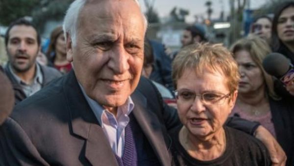 الرئيس الاسرائيلي السابق موشي كاتساف برفقة زوجته غيلا

