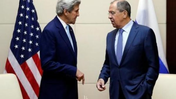 لافروف وكيري يتفقان على مواصلة التشاور بشأن سوريا