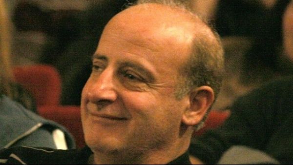 الكاتب والمترجم الفلسطيني خيري حمدان