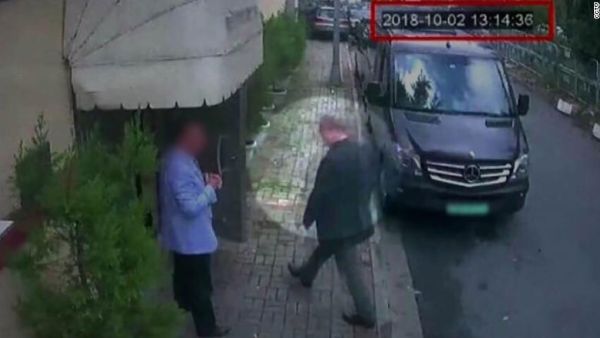 صورة تظهر اخر مرة شوهد فيها خاشقجي وهو يدخل القنصلية السعودية في اسطنبول