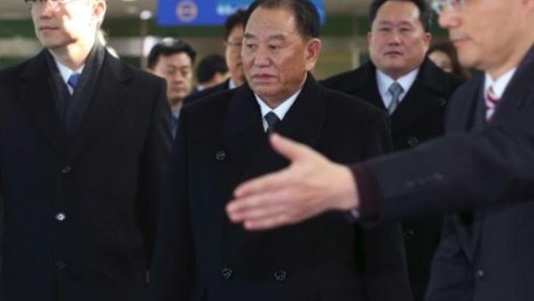 كيم يونغ شول يصل الى نقطة عبور بين الكوريتين في باجو
