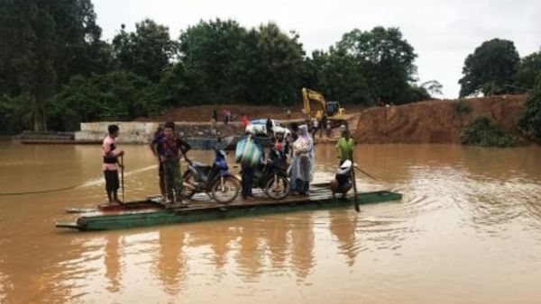 أكثر من 30 قتيلا و130 مفقوداً في انهيار السد في لاوس
