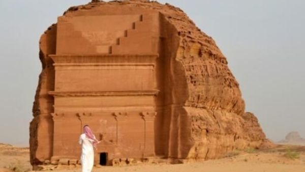 ضريح تراثي يطلق عليه اسم القصر الفريد في مدائن صالح في السعودية
