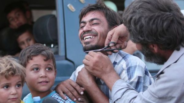 اهالي منبج يحتفلون بتحريرها من تنظيم "داعش"
