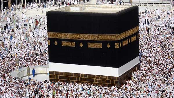 السعودية توافق على تقديم خدمات قنصلية إيرانية في موسم الحج

