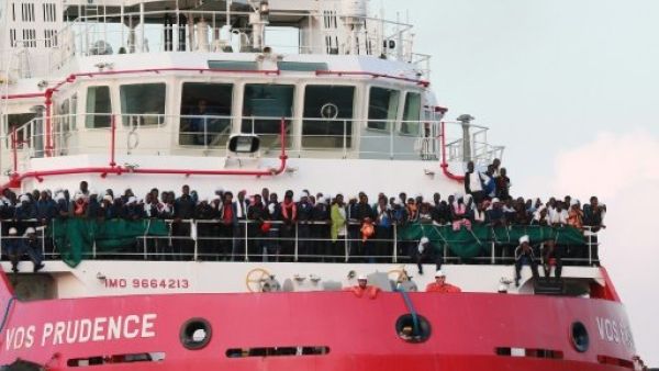 سفينة انقاذ المهاجرين برودانس التي تستخدمها منظمة اطباء بلا حدو
