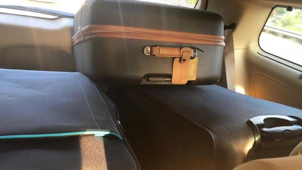 حقائب الملايين الخمسة عشر التي ارسلتها قطر لغزة