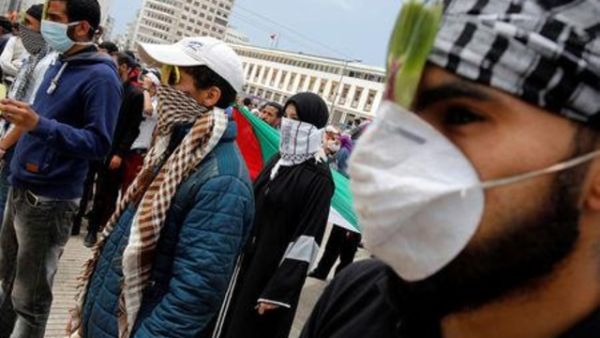 الآلاف في المغرب يحتجون على نقل السفارة الأمريكية إلى القدس