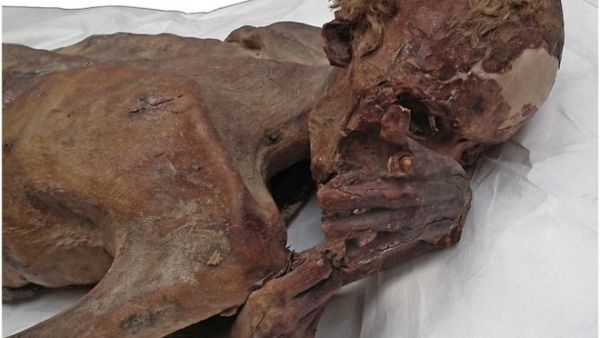 اكتشاف أقدم وشم على مومياء مصرية 