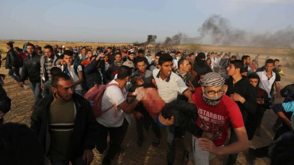 مواجهات على حدود غزة في جمعة "العودة الكبرى" الثالثة 
