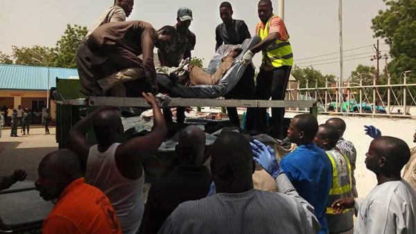 حشد مسيحي غاضب يقتل ويحرق 11 مسلما في نيجيريا
