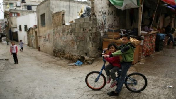 اطفال فلسطينيون في مخيم الأمعري قرب رام الله
