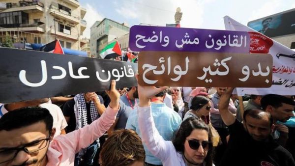 إضراب شامل في الضفة الغربية مع دخول قانون الضمان حيز التنفيذ