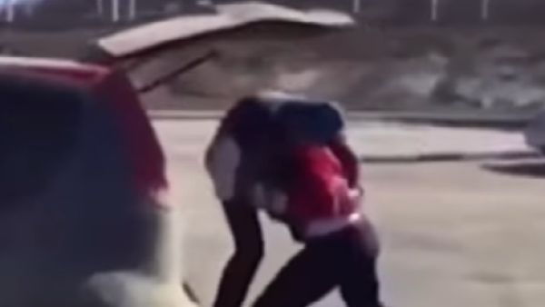 حظه العاثر جعله يتحرش ب"اقوى امرأة" في سيبيريا