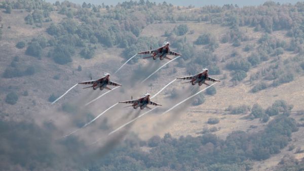 الطائرات الروسية والسورية تستأنف الغارات المكثفة على إدلب