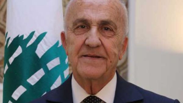 سفن اسرائيل الحربية تبنيها شركة لوزير الدفاع اللبناني السابق