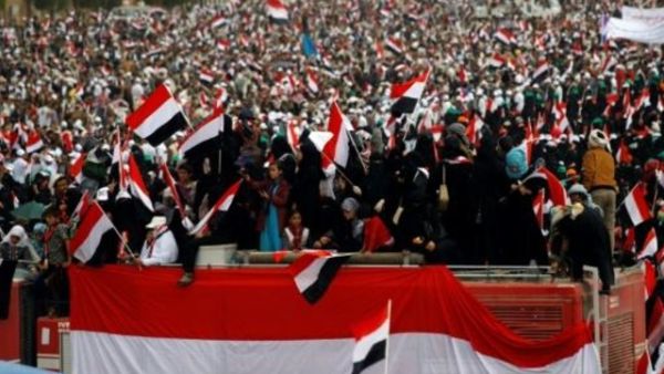 تظاهرة مؤيدة للحوثيين وللرئيس السابق علي عبدالله صالح في صنعاء

