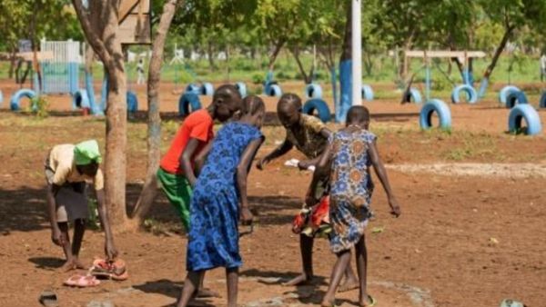 محتجون ينهبون منظمات اغاثة في جنوب السودان
