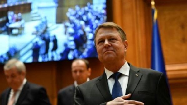 الرئيس الروماني المنتمي الى يمين الوسط كلاوس يوهانيس