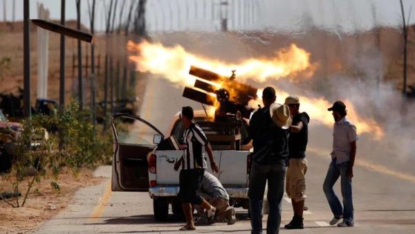 اشتباكات عنيفة في العاصمة الليبية طرابلس
