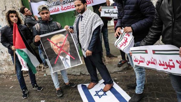 تظاهرات فلسطينية ضد الاعتراف الاميركي بالقدس عاصمة لاسرائيل