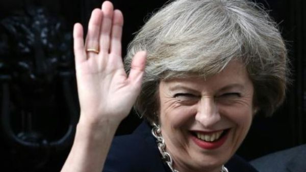 رئيسة وزراء بريطانيا تيريزا ماي

