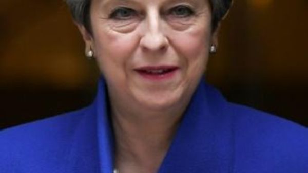 رئيسة الوزراء البريطانية تيريزا ماي