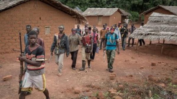مقاتلون من الأنتي بالاكا في جنوب شرق افريقيا الوسطى
