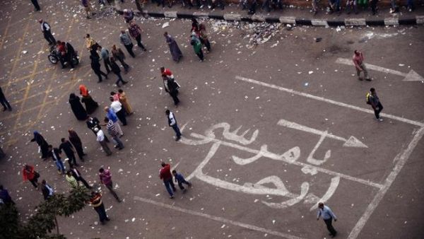 من تظاهرة مناهضة للرئيس المصري في ميدان التحرير في القاهرة/أ.ف.ب