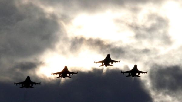 US fighter jets (Image used for illustrative purposes only: Geoff Burke/ Getty) US fighter jets (Image used for illustrative purposes only: Geoff Burke/ Getty)