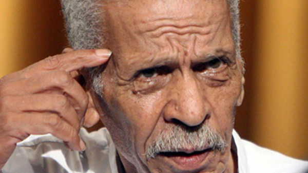  الشاعر المصري أحمد فؤاد نجم