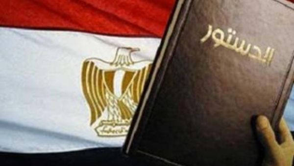 الرئيس المصري الموقت عدلي منصور دعا الشعب للاستفتاء على مشروع الدستور الجديد يومي 14 و15 يناير المقبل