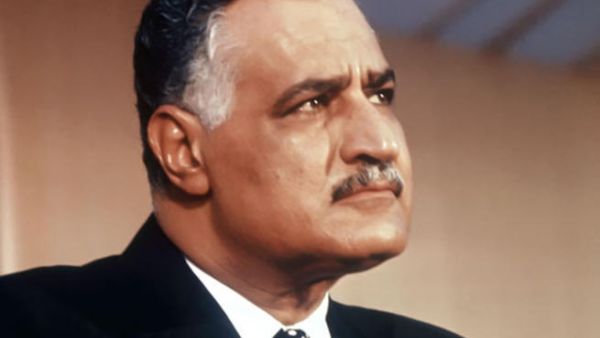 نشطاء يقارنون بين موقف عبدالناصر، والموقف المصرى الحالى من المعونة الأمريكية