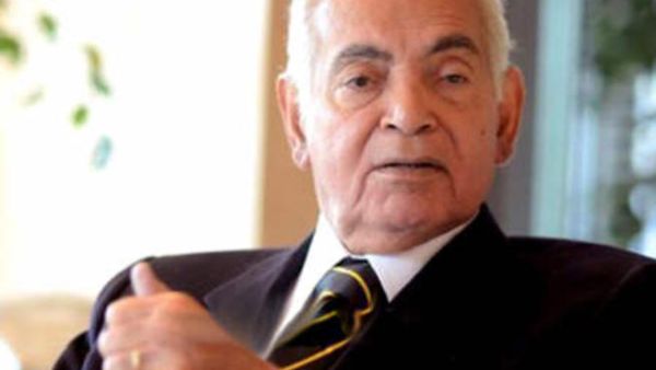 وزير الإعلام المصري الأسبق منصور حسن