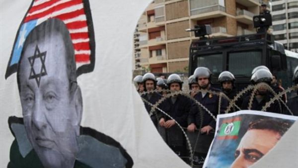 جانب من الاعتصام أمام السفارة المصرية قي لبنان/أ.ف.ب  جانب من الاعتصام أمام السفارة المصرية قي لبنان/أ.ف.ب