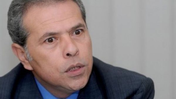 الإعلامي والبرلماني السابق توفيق عكاشة