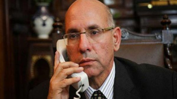 وزير الزراعة المصري السابق صلاح هلال