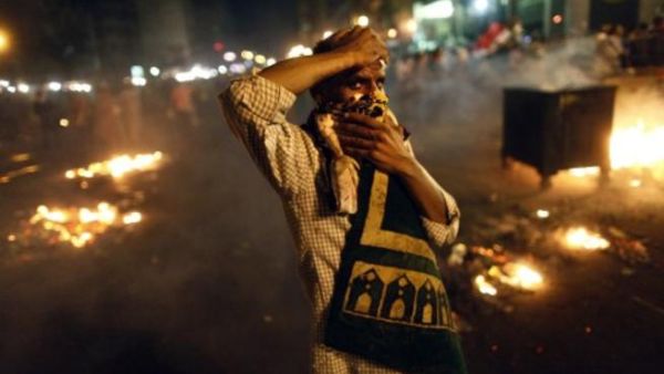 متظاهر مؤيد للرئيس مرسي في رمسيس/أ.ف.ب