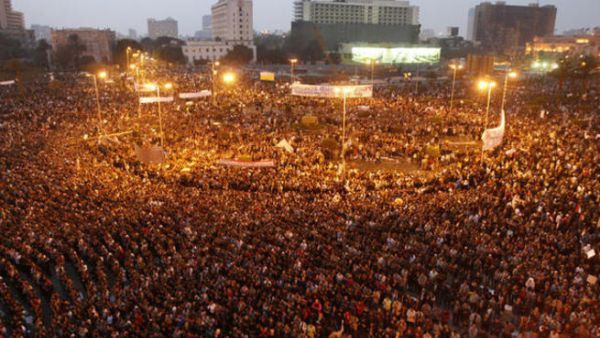 ميدان التحرير ليلا