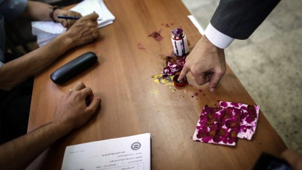 قوات الجيش والشرطة فرضت إجراءات أمنية مشددة لتأمين عملية الانتخاب