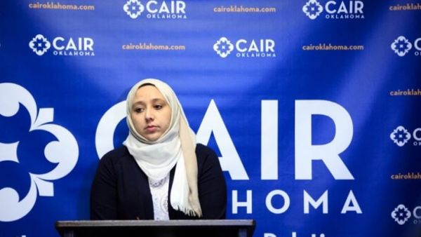 جنان عايش (33 عاما)