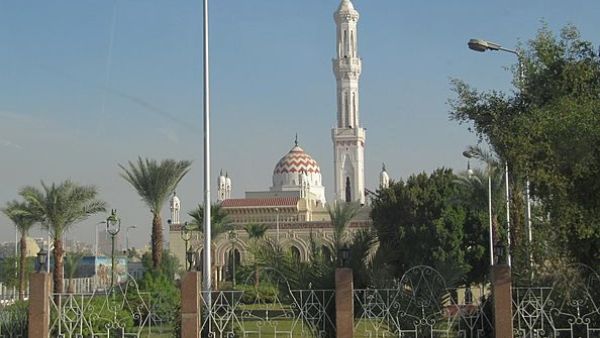 The program comes within the framework of the bank's Country Partnership Framework (CPF) for 2015–19, which provides about $8B for supporting Egypt's economy. (Wikimedia Commons)