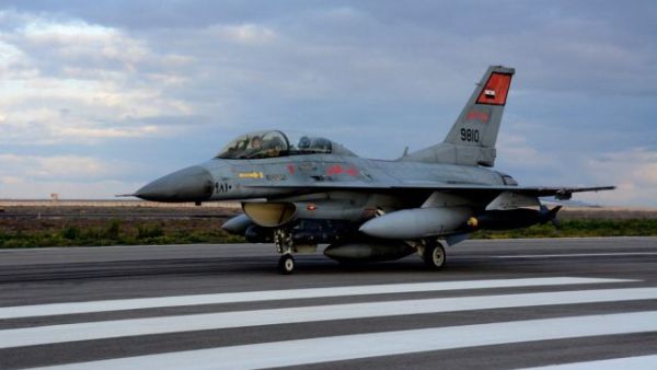 Egypt has already carried out airstrikes in Yemen as part of Operation Decisive Storm (File-AFP)