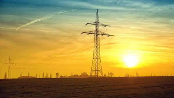 The Kuwaiti Ministry of Electricity and Water (MEW) plans to reassess its needs for expatriate workers. (File photo)