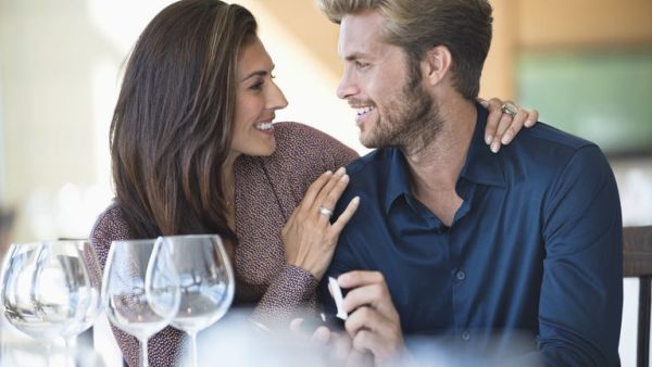 المرأة تحتاج إلى خطيب يتحملها 