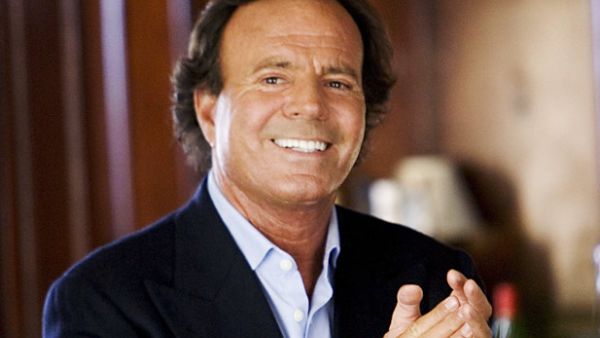 Julio Iglesias has sold more than 300 million records in 14 languages. (Twitter)