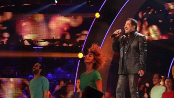 Cheb Khaled lights up the stage Friday night on Arab Idol