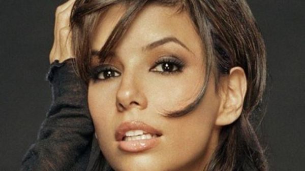 الممثلة الأميركية إيفا لونغوريا  في الفيلم الرومانسي الكوميدي «ماريد آند تشيتنغ» (متزوج وخائن).